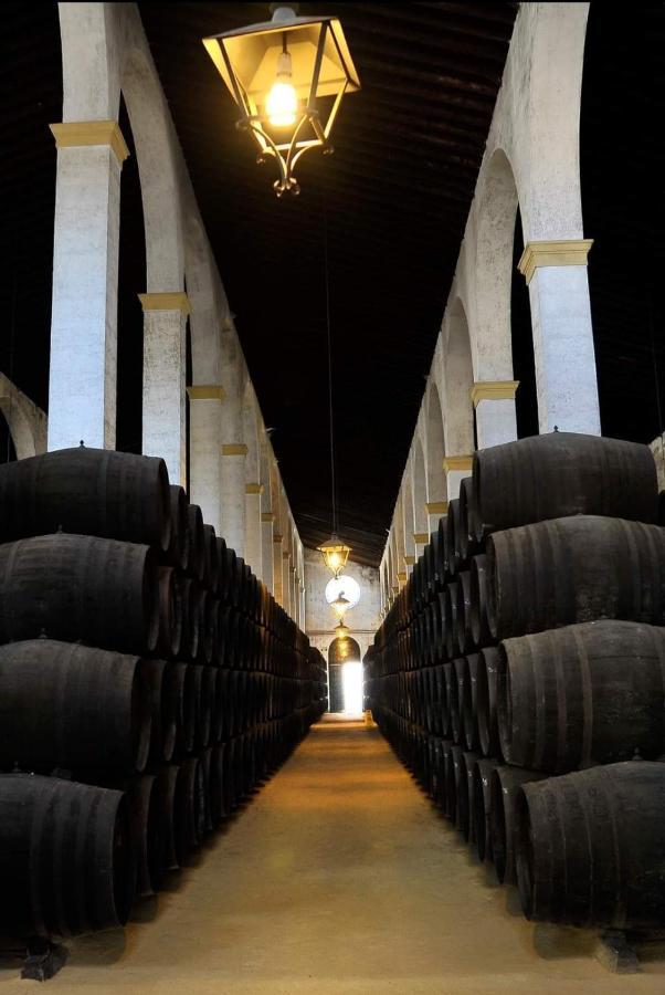 Sherryflat La Estacion - Parking Jerez de la Frontera Exterior photo
